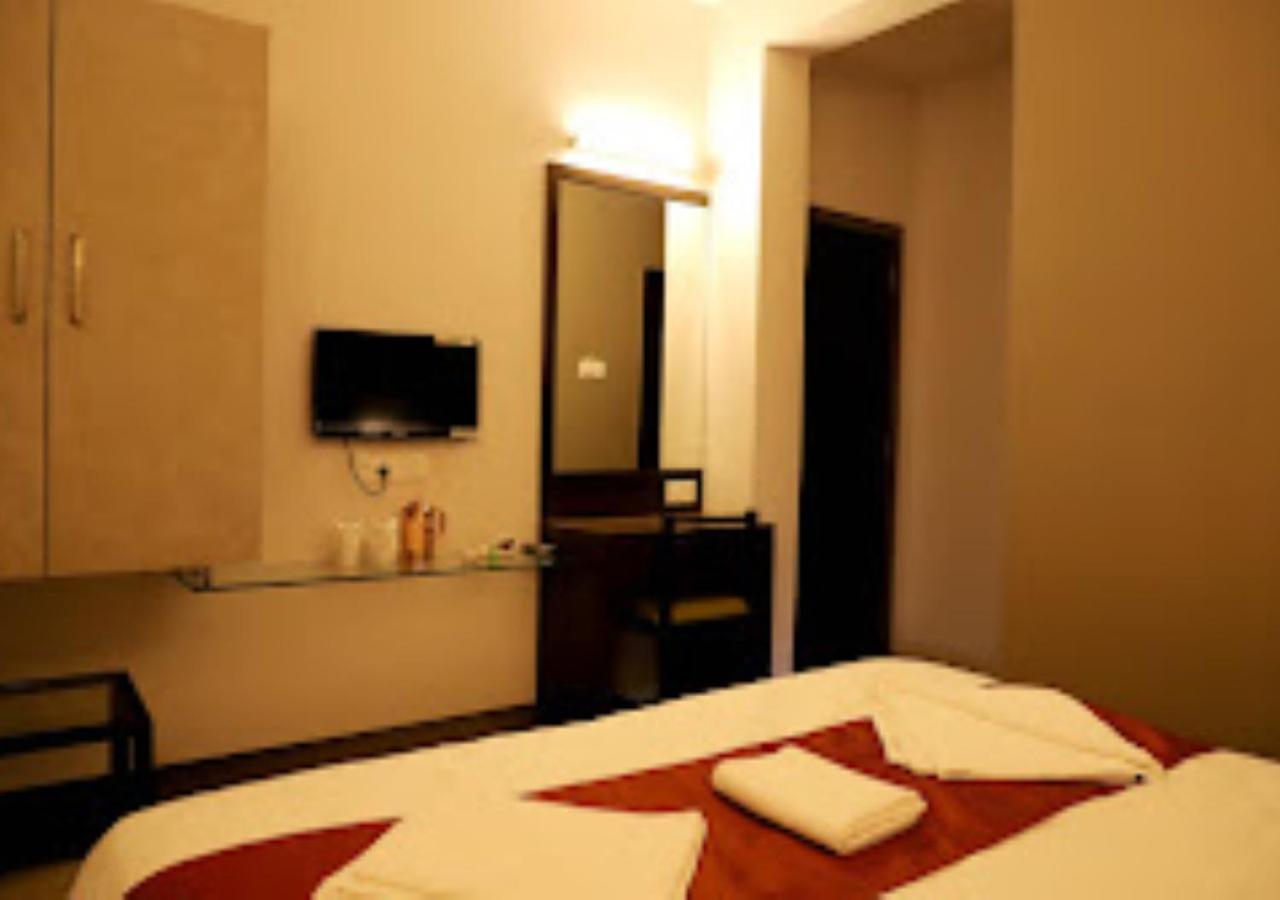 Lotus Lodge Kalmath Kankavali Buitenkant foto